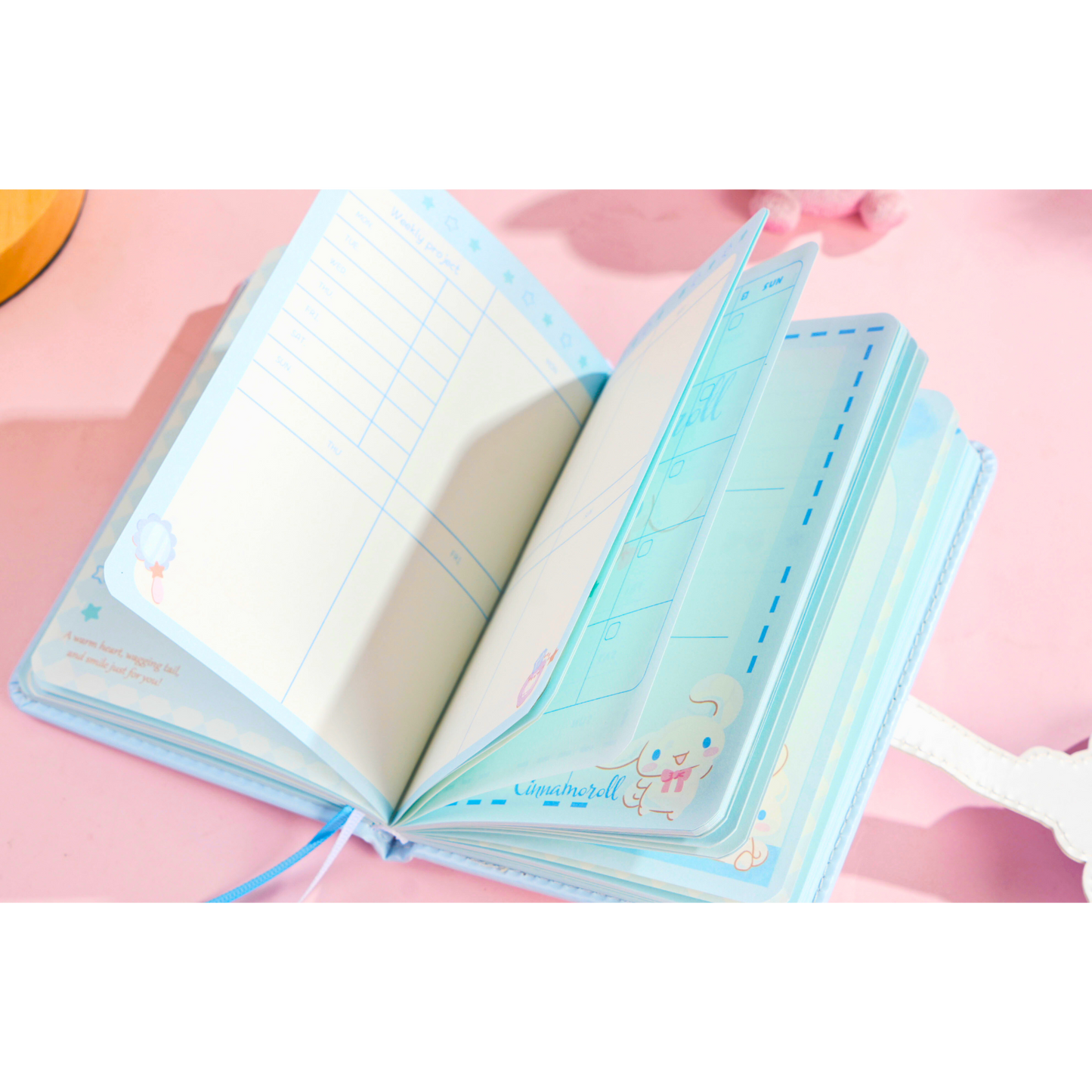Sanrio – Cinnamoroll A6 Notitieboek Cadeauset – Schattig Notitieboek / Dagboek met Magneetsluiting & Pen – Limited Edition Joytop x Sanrio - Cadeaubox / Schrijfset - origineel Sanrio-product
