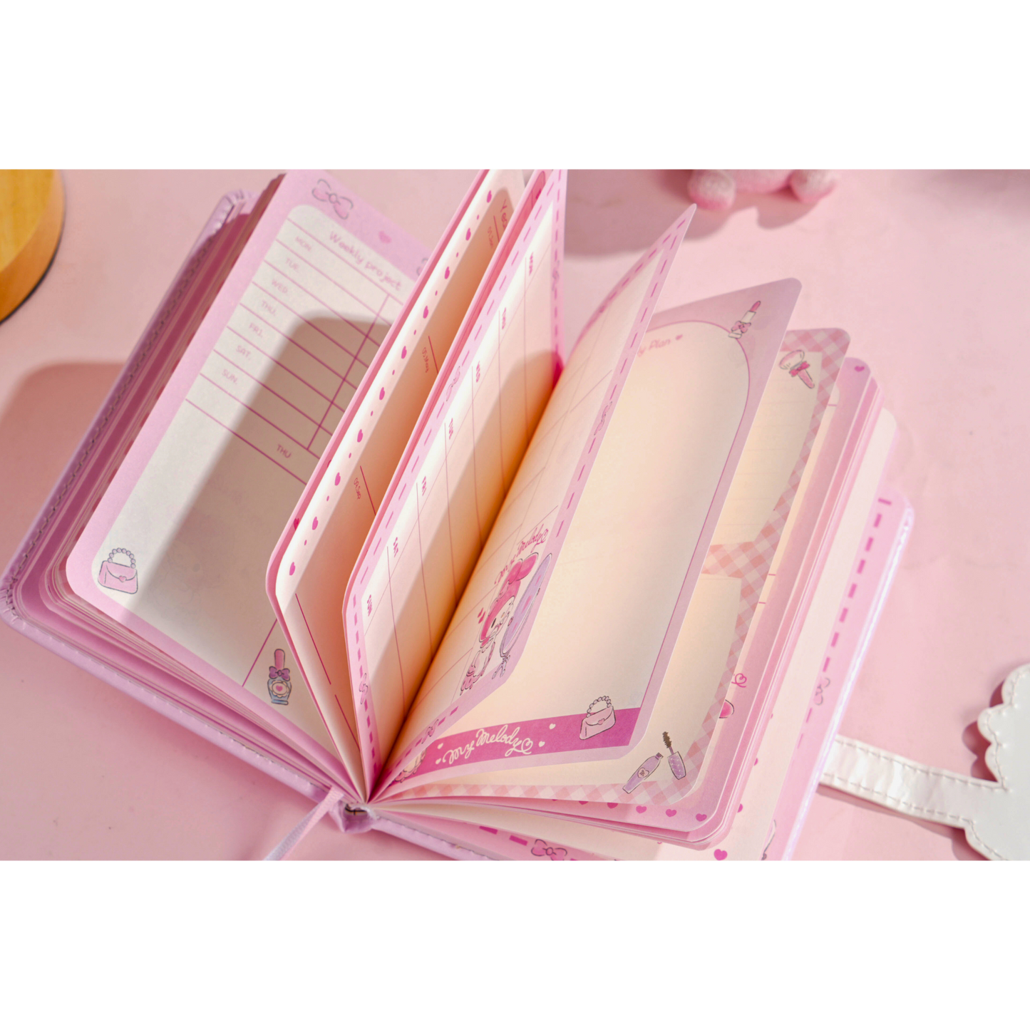 Sanrio – My Melody A6 Notitieboek Cadeauset – Schattig Dagboek met Magneetsluiting & Pen – Limited Edition Joytop x Sanrio - Cadeaubox / Schrijfset - origineel Sanrio-product
