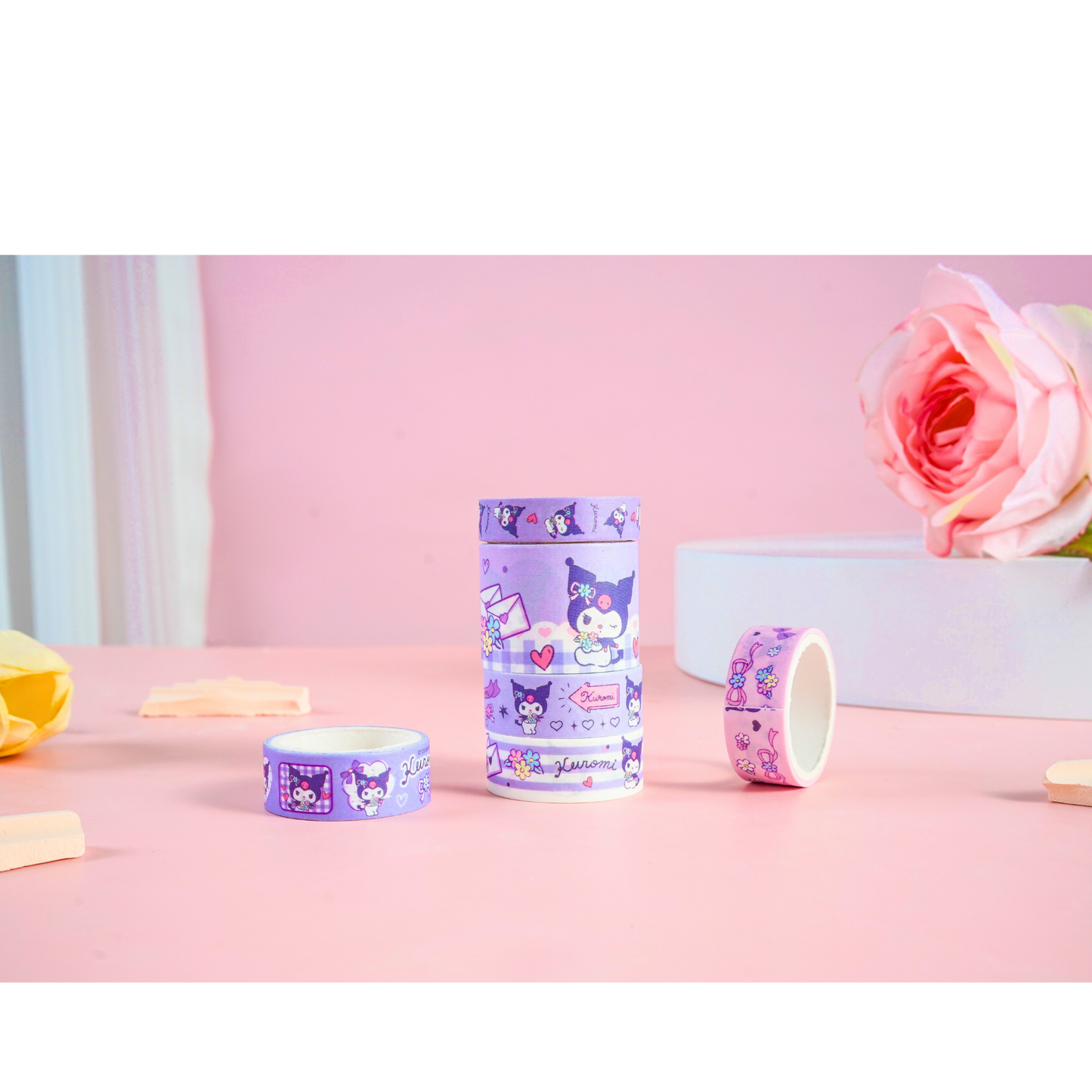 Sanrio – Kuromi - Flower World Gukka Sticker en Washi Tape Cadeaubox - Schattige Cartoon Stickers voor Feestjes en Geschenken - Creatieve DIY Decoratie Set